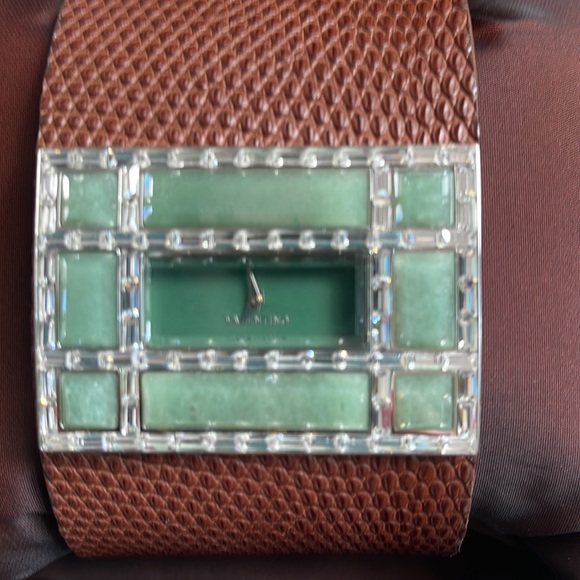 Valentino watch (new in a box). Genuine Lizard. - Picture 2 of 8